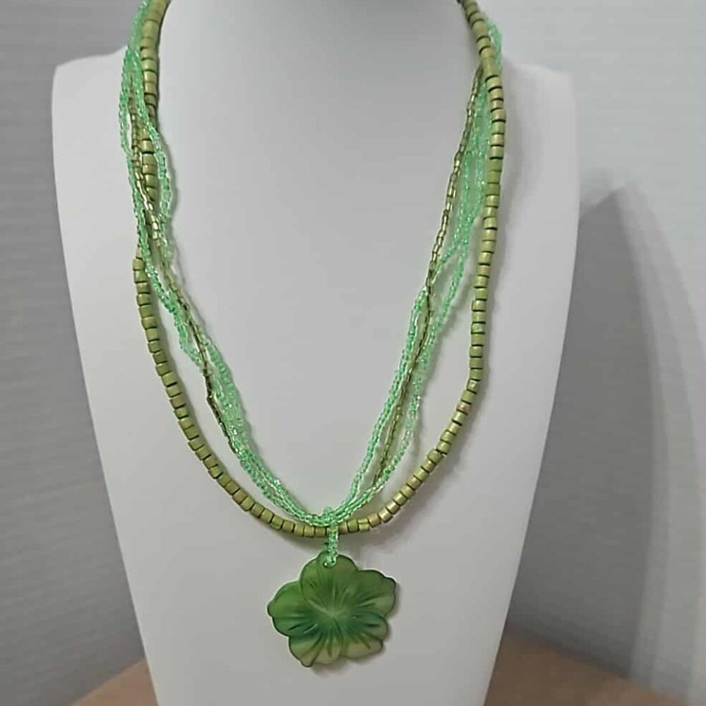 18" glass bead multi strand necklace